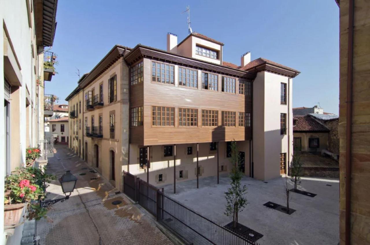 Loft-Atelier En Oviedo Apartment Exterior photo